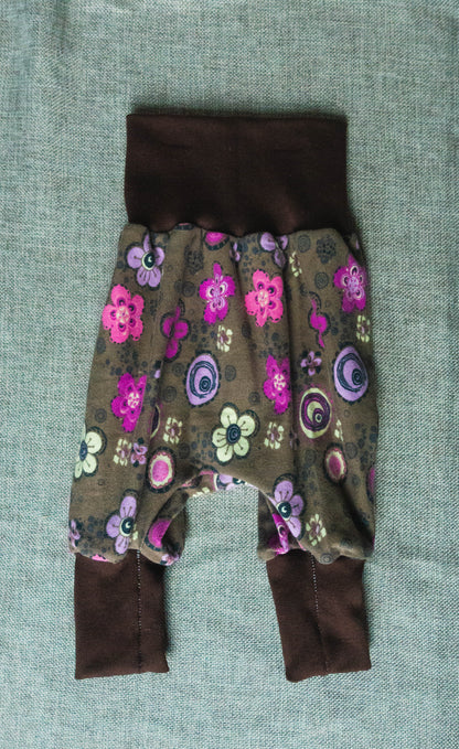 Baby Hose (Blumen braun) Gr. 50-62 - LHS